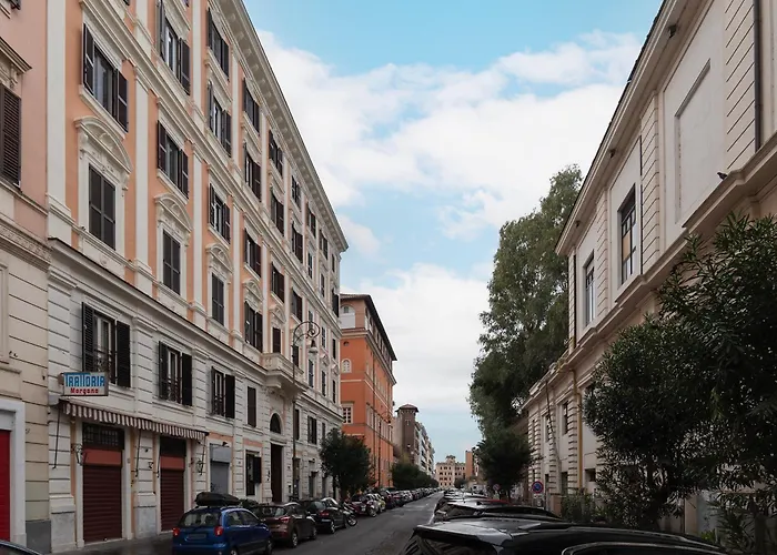 Apartamento Guesthost - Terme Di Traiano - 10 Min Dal Colosseo
