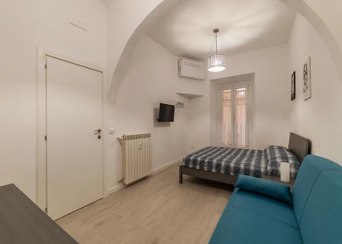 Guesthost - Terme Di Traiano - 10 Min Dal Colosseo Apartamento